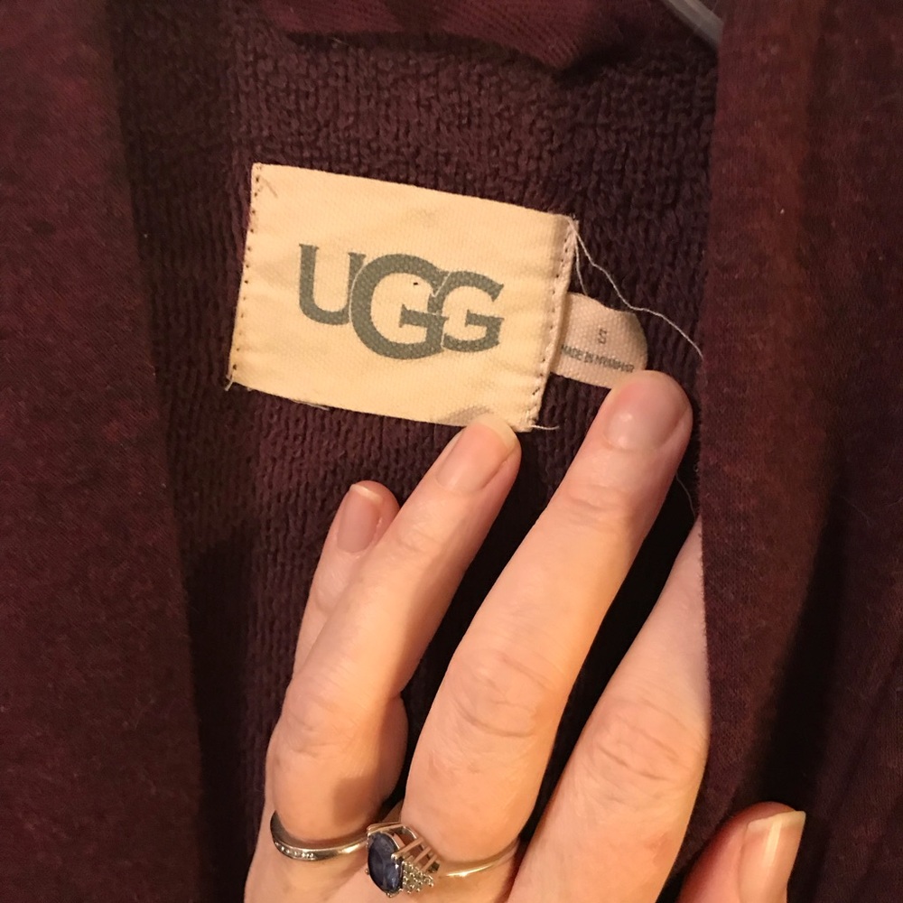 Ugg Purple Robe Size Small - Picture 9 of 9